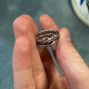 Reposing gucci snake ring size 7
